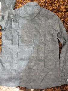 Patterned Grey Shirt