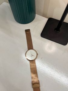 Rose Gold Mesh Band Watch not working