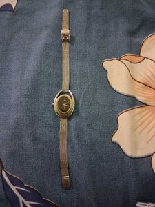 Elegant Women's Wrist Watch