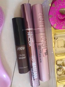 Makeup products. coins accep