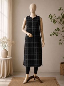 Black & White Checkered Sleeveless Kurta