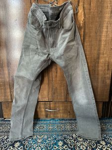 Zudio Relaxed Skinny Fit Grey Jeans
