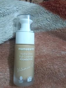 Mamaearth Hydra-Glow Foundation