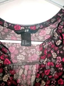 Floral Print V-Neck Top