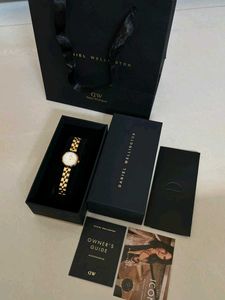 Daniel Wellington Rose Gold Watch