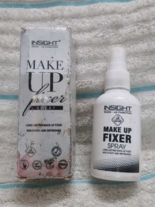 Insight Make Up Fixer Spray