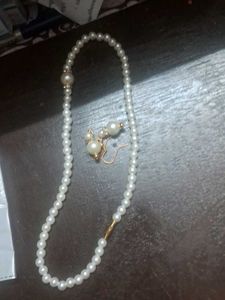 Elegant Pearl Necklace and Earrings Set