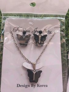 Cute Butterfly Necklace &amp; Earring Set