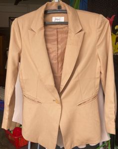 Classic Camel Blazer