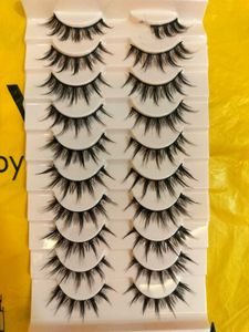 Stick on Lashes from savana
