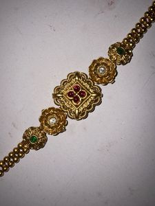 Elegant Gold-Plated bracelet