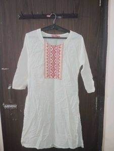White Embroidered Kurta