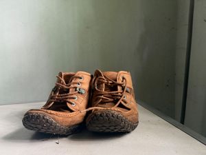 Brown Leather Lace-Up Boots