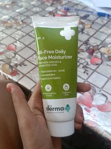 The Derma Co. Oil-Free Face Moisturizer