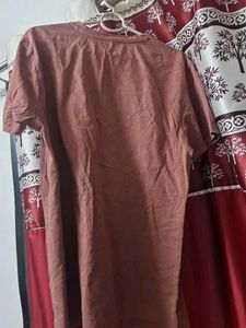 zudio V_neck T-Shirt