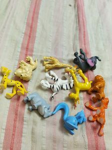 Adorable Dog and Cat Figurine Set