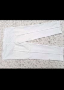 Men's White Kurta and Pajama Set