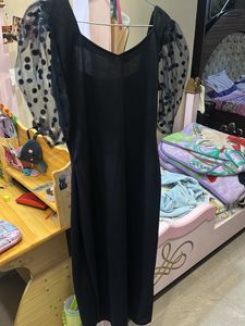 Chic Black Dress with Puffy Sleeves