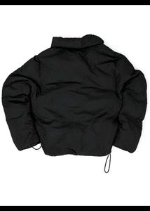 Black cropped Puffer jacket  (unisex)