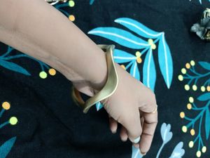 Golden Matte Wavey Kada