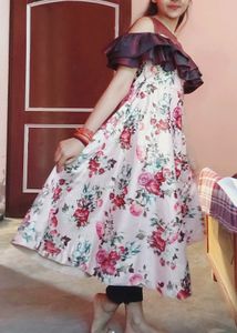 Beautiful Gown For Girls And Tenagers