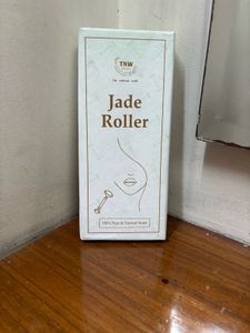 TNW Jade Roller
