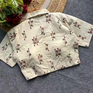 Printed Blouse with Short Sleeves