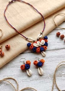 Handmade Seashell Necklace & Earrings Set