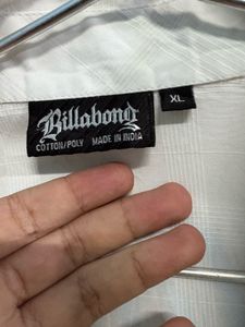 Billabong Y2K Short Sleeve Shirt *RARE FIND*