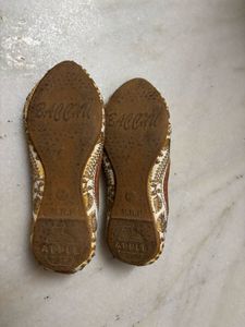 Zari Embroidered Jutti For Kids
