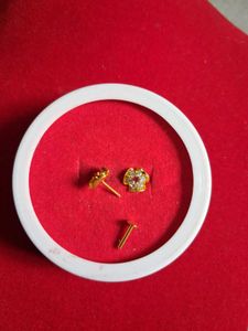 Heart Stud Earrings with Rhinestones gold