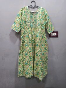 Feeding Top With Both Side Zips