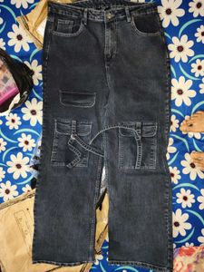 Stylish Dark Wash Cargo Jeans