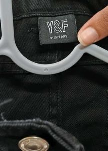 Black Straight Fit Jeans