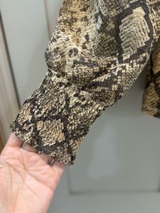 NEW! ZARA Snake Print Peplum top - M