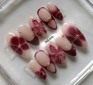 Floral Press-On Nail Set