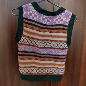Patterned Knit Vest, new, no lint
