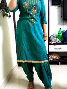 Beautiful Teal Embroidered Kurta Set