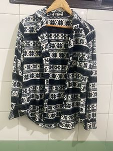Cozy Snowflake Print Button-Up Shirt