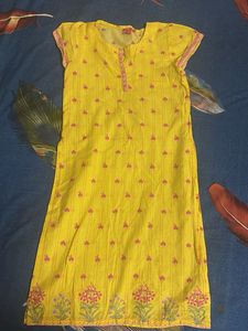 Yellow Printed Kurti for girls (8-9yrs) ✨💐🫶🏻