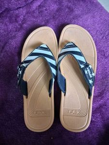 new Stylish Flip-Flops for Women