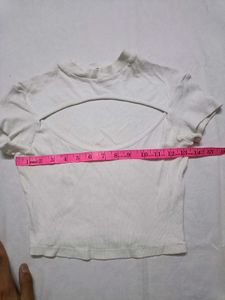 BAE SIC White Cut-Out Crop Top
