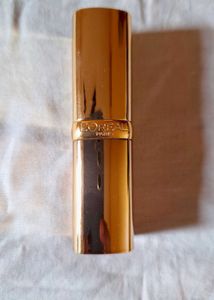 L'Oreal Paris colour rich satin lipstick