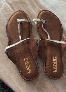 2Pair Unused Stylish Brown kolhapuris