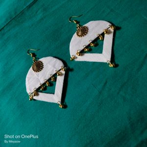 New white earrings