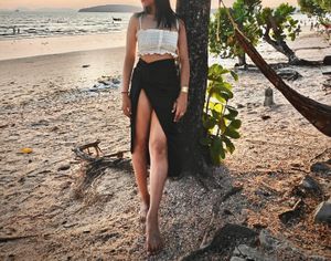 black slit skirt
