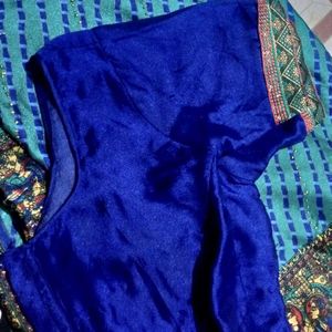 BANDHANI SAREE WITH MATCHING BLOUSE
