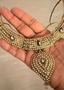 Traditional Pearl Necklace &amp; Earring Set