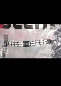 Elegant White &amp; Silver Chain Watch