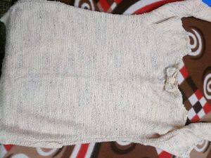 Beautiful Sweatshirt In M Size For Women